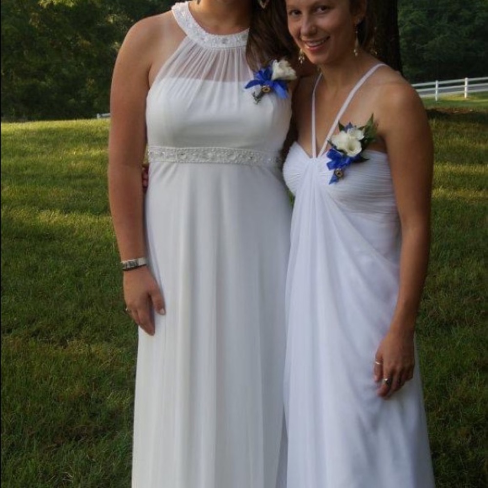 White Wedding or Graduate Gown